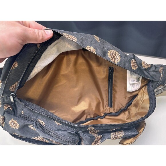 KAVU Rope Sling Bag Pine Cone Black Crossbody Travel Backpack Outdoor Hiking - Picture 4 of 11